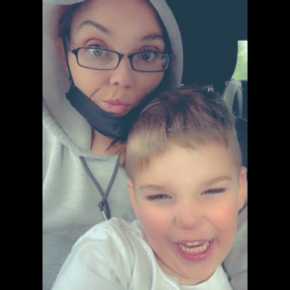 Meet your Posher, Teri - Picture 4 of 16